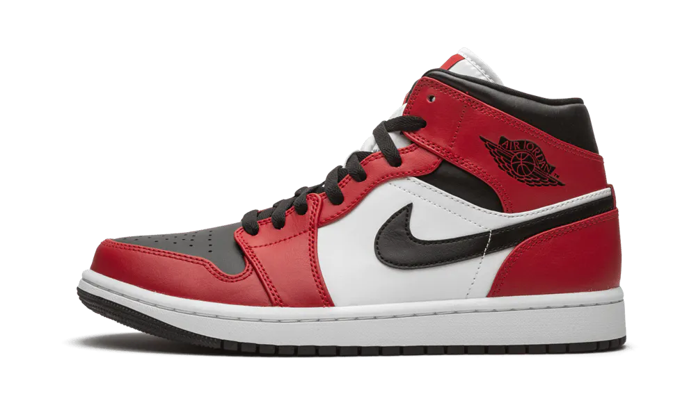 Jordan 1 Mid Chicago Toe