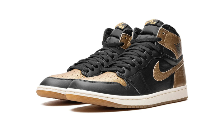 Jordan 1 Retro High OG Black Metallic Gold