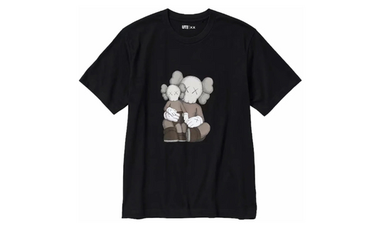 KAWS x Uniqlo UT Short Sleeve Graphic T-shirt (US Sizing) Black