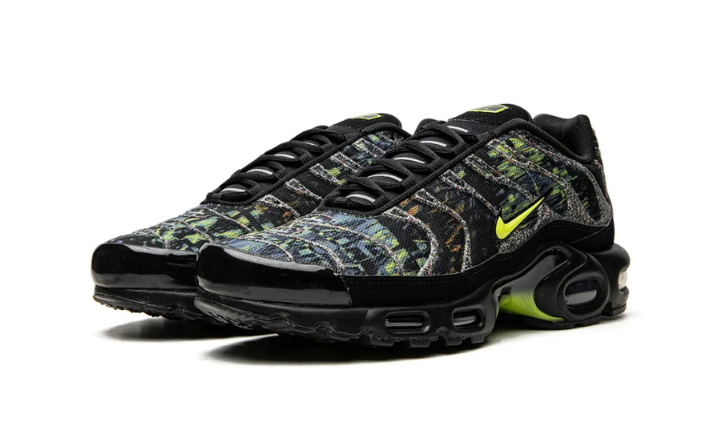 Nike Air Max Plus Sustainable Black Volt