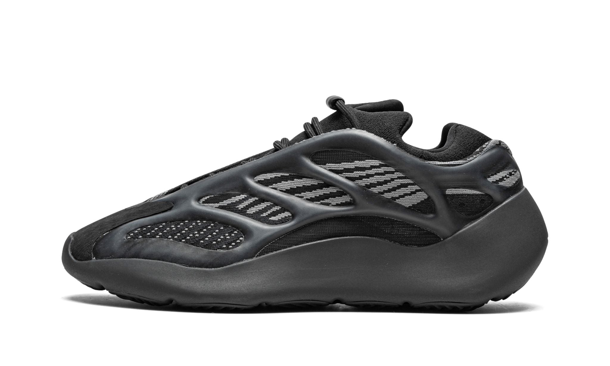 Yeezy 700 soleHub
