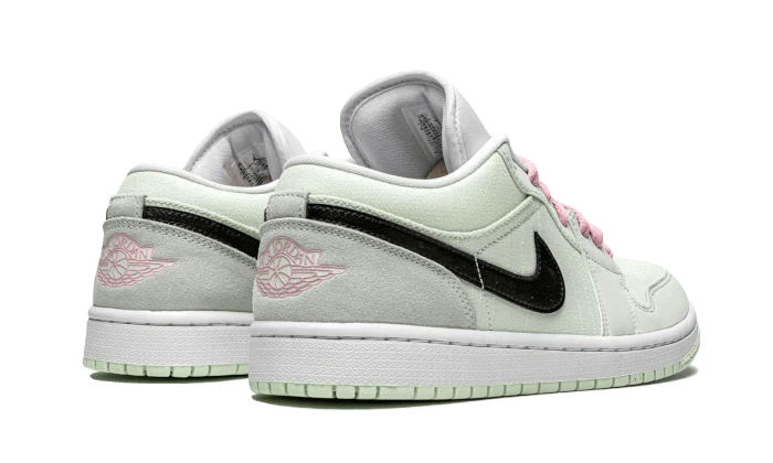 Jordan 1 Low SE Barely Green (Women's)