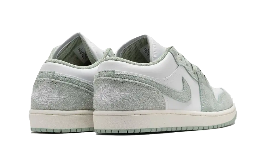 Jordan 1 Low SE Seafoam