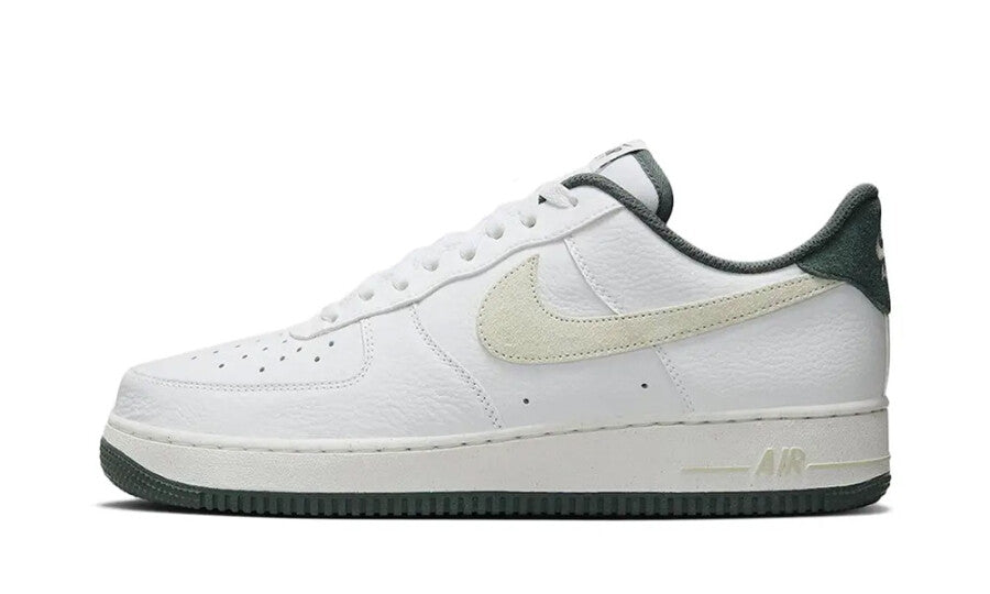 Nike Air Force 1 Low '07 LV8 Vintage Green