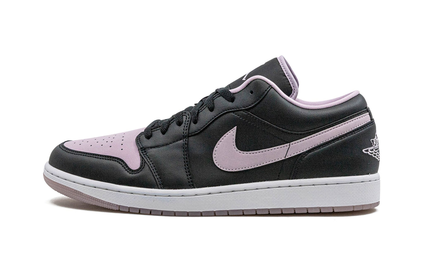 Jordan 1 Low SE Black Iced Lilac