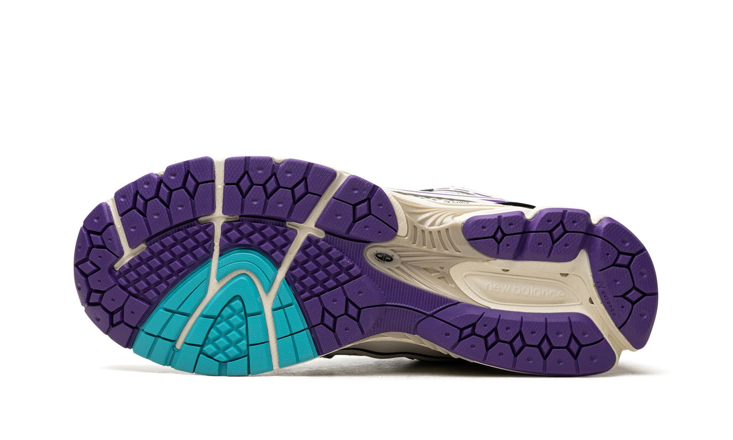 New Balance 1906R Charlotte Hornets