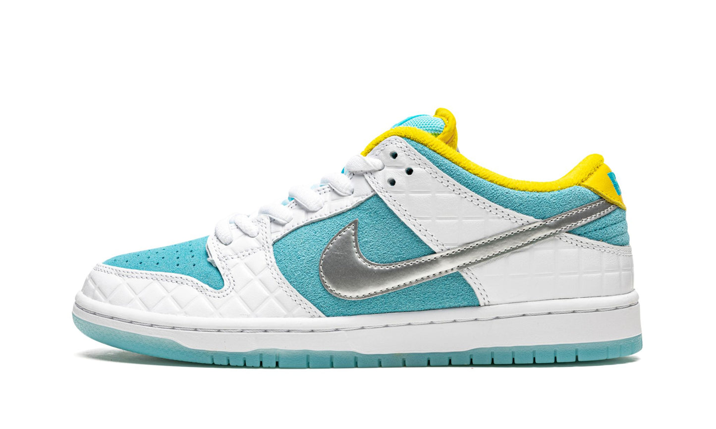 Nike SB Dunk Low FTC Lagoon Pulse