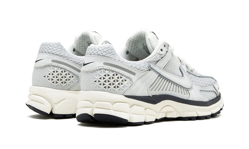 Nike Zoom Vomero 5 Photon Dust Metallic Silver (Women's)