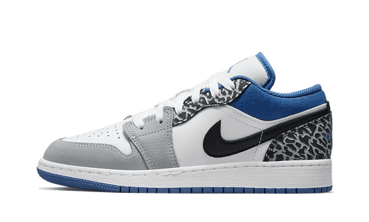 Jordan 1 Low True Blue (GS) - soleHub